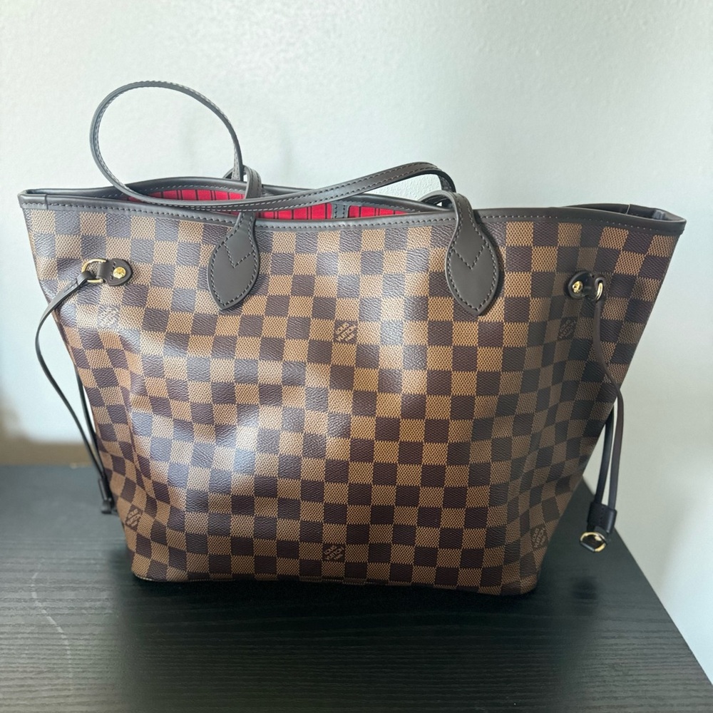 Louis Vuitton Neverfull MM Damier